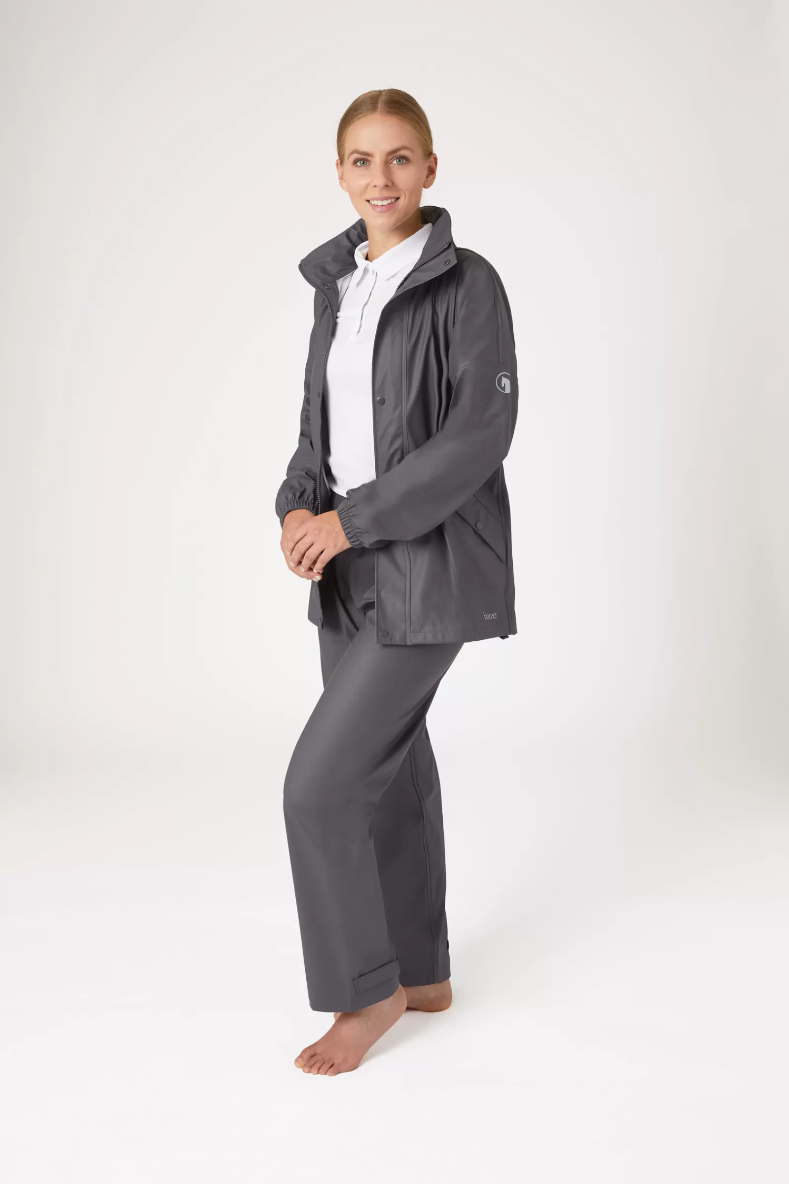 horze Ensemble Veste Et Pantalon D equitation Impermeable Rory Femme Vetements De Pluie Produits equestres